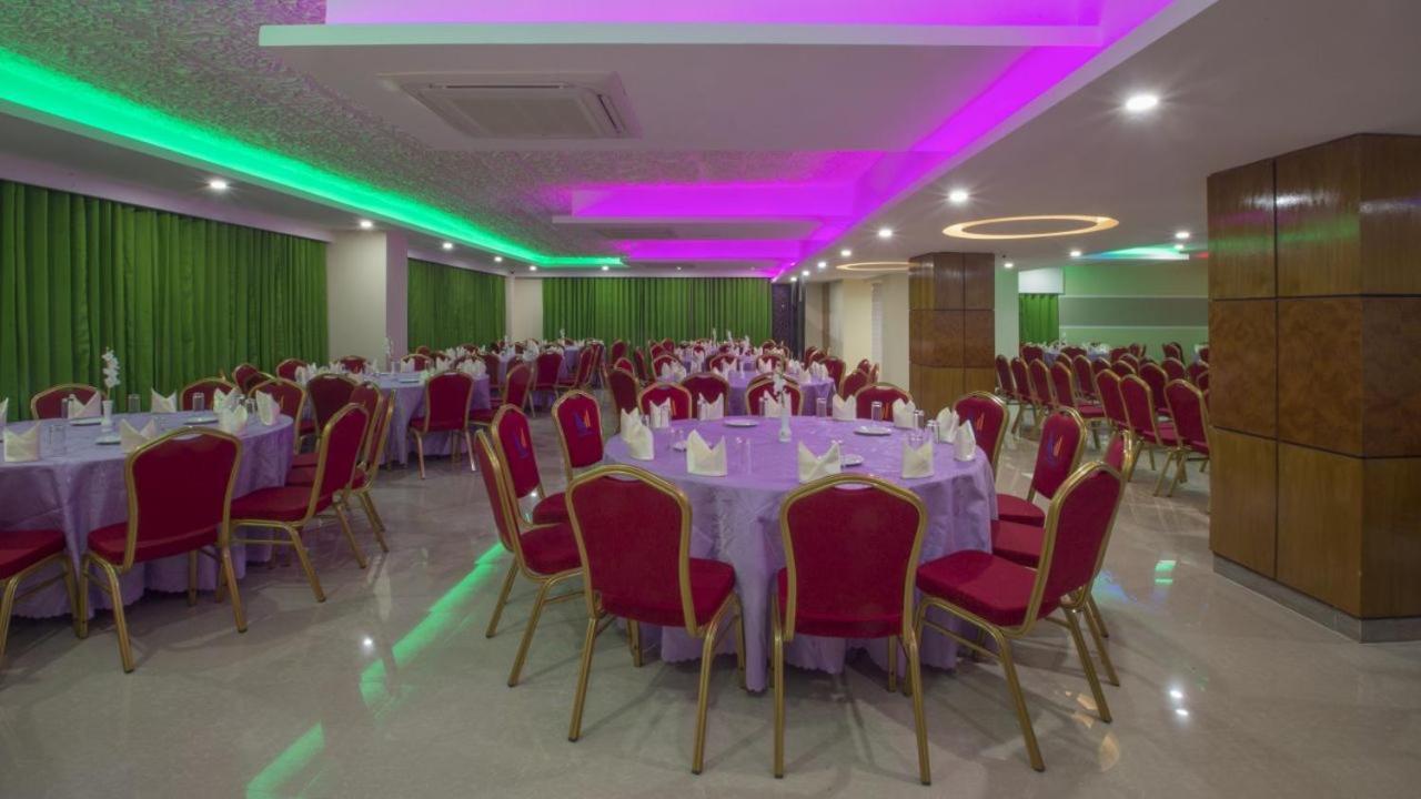 Hotel Mira Garden Szilhet Kültér fotó