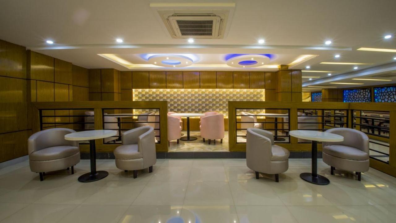 Hotel Mira Garden Szilhet Kültér fotó