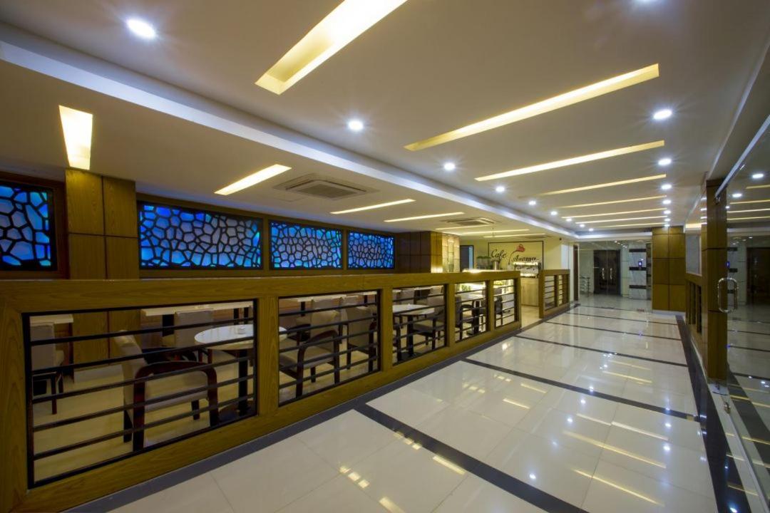 Hotel Mira Garden Szilhet Kültér fotó