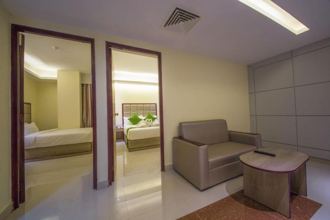 Hotel Mira Garden Szilhet Kültér fotó