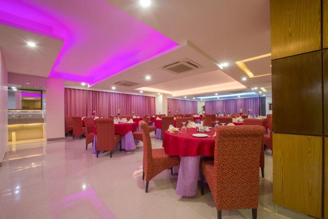 Hotel Mira Garden Szilhet Kültér fotó